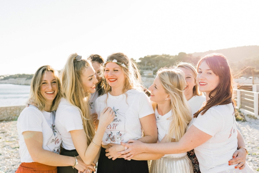 faire rire son amie lors d'un week-end faire rire son amie lors d'un week-end